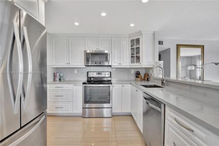 10777 W Sample Rd 912, Coral Springs, Florida 33065, USA