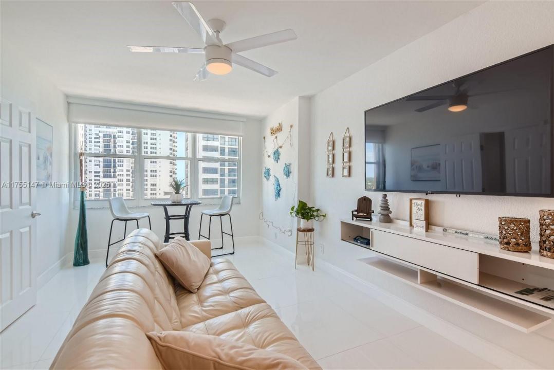 2501 S Ocean Dr 1103 (AVAILABLE SEPT), Hollywood, 佛羅里達州 33019, 美國