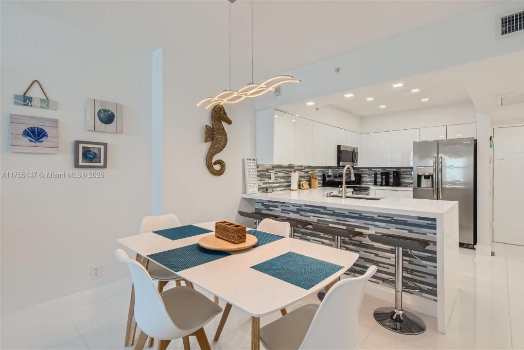 2501 S Ocean Dr 1103 (AVAILABLE SEPT), Hollywood, 佛羅里達州 33019, 美國