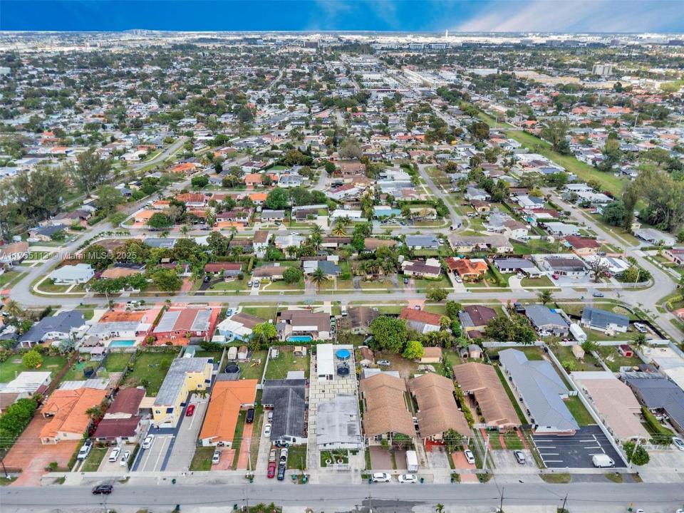 7101 SW 21st St, Miami, פלורידה 33155, ארצות הברית של אמריקה 