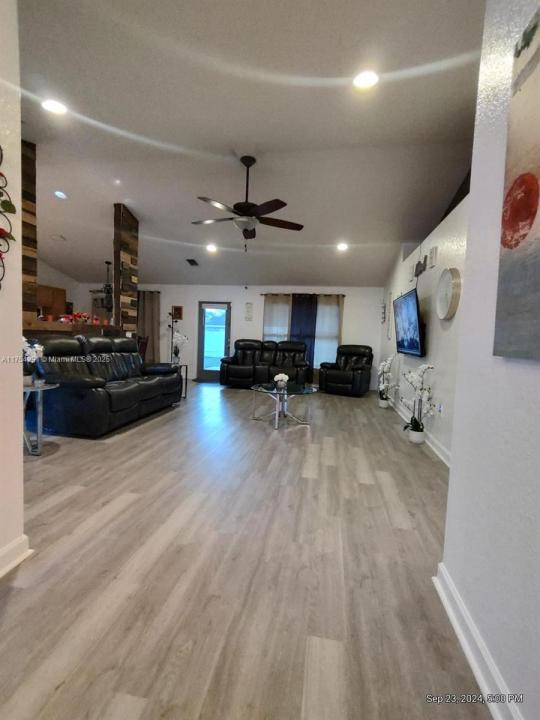 8794 Fort Socrum Village Way, Lakeland, Florida 33810
