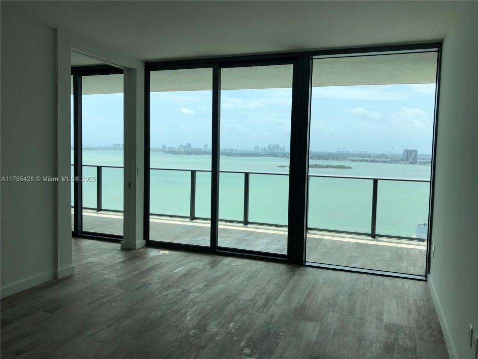 650 NE 32nd St 2006, Miami, Florida 33137, Amerika Birleşik Devletleri