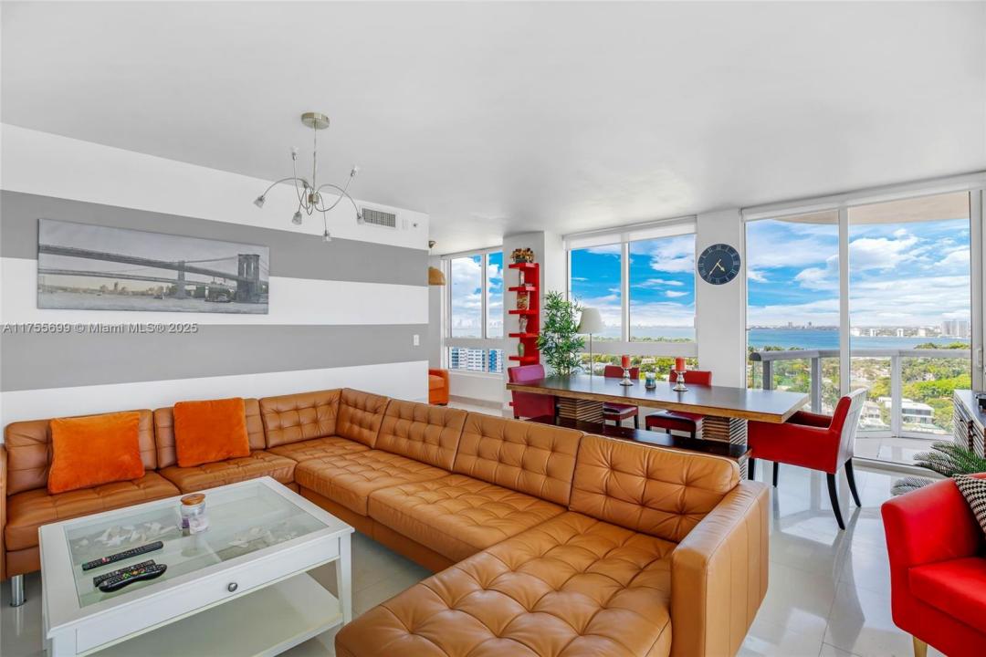 6365 Collins Ave 2108, Miami Beach, Floride 33141, États-Unis