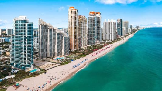 17555 Collins Ave 3701, Sunny Isles Beach, Florida 33160, USA