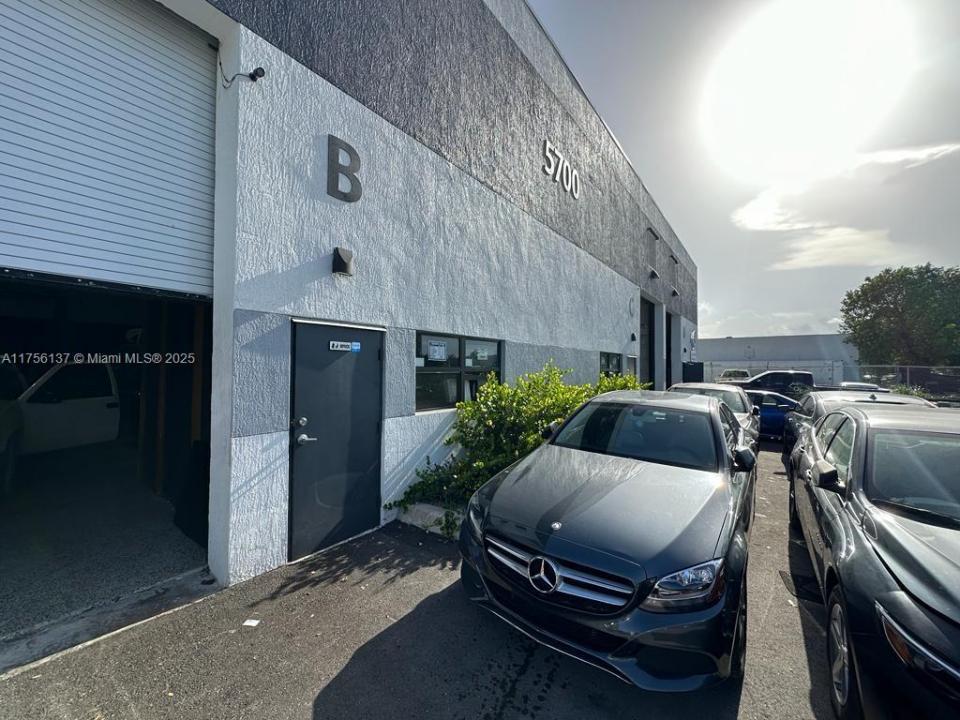 5700 SW 25th St, West Park, Florida 33023, Estados Unidos