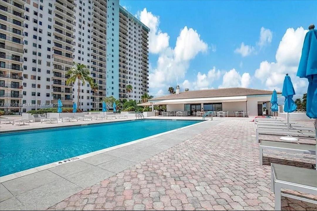 1201 S S OCEAN 504N, Hollywood, Flórida 33019, Estados Unidos