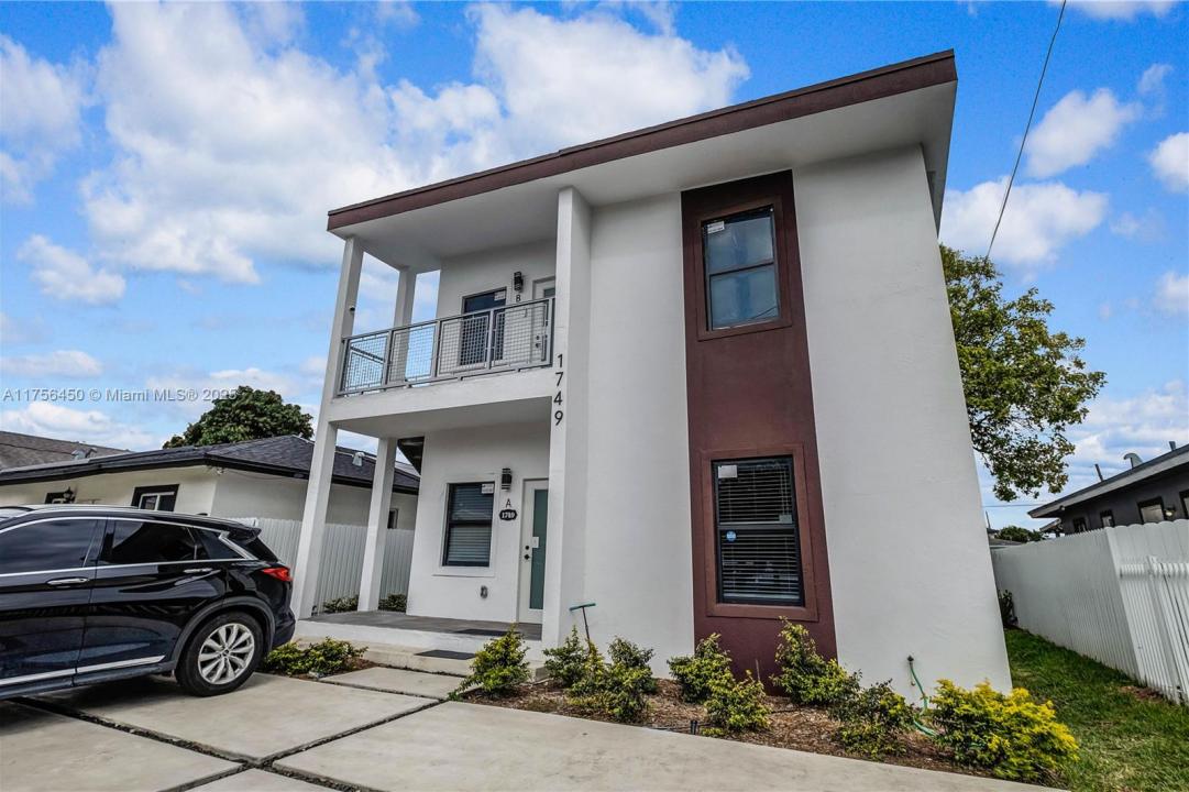 1749 NW 64th St A, Miami, Florida 33147