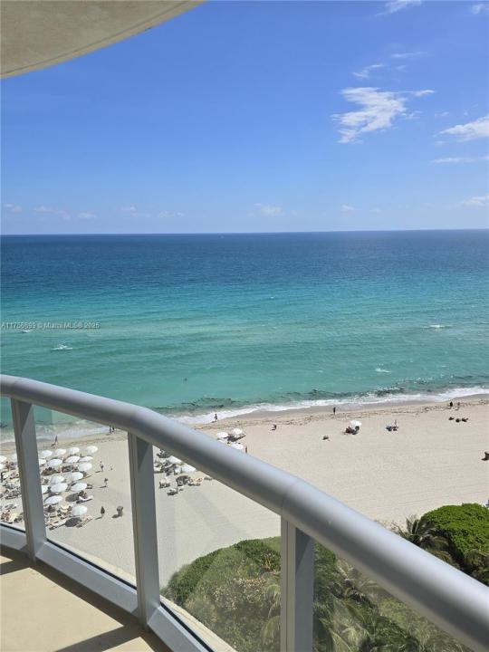 17315 Collins Ave 1402, Sunny Isles Beach, Floride 33160, États-Unis