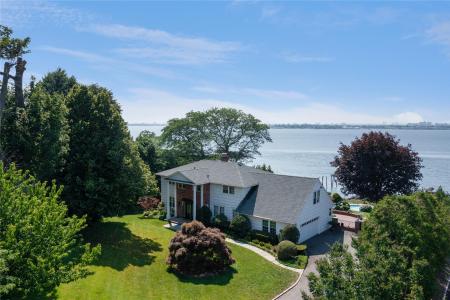 24 Cricket Lane, North Hempstead, Нью-Йорк 11024, Соединенные Штаты