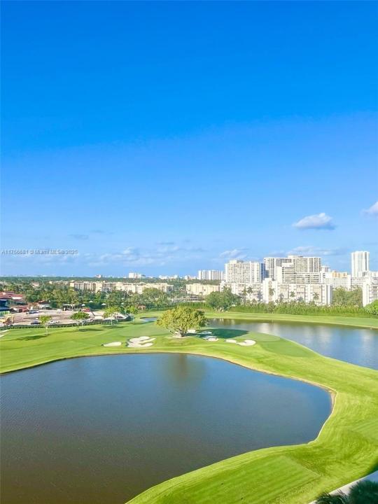 1755 E HALLANDALE BEACH BLV 902 E, Hallandale Beach, פלורידה 33009, ארצות הברית של אמריקה