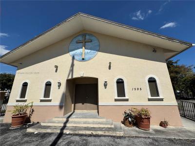1595 NW 119th St, North Miami, Florida 33167, USA