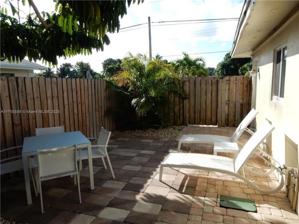 231 SW 15th St, Pompano Beach, Florida 33060