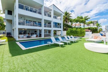 891 N Venetian Dr, Miami, Florida 33139, Estados Unidos