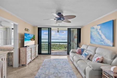 9940 S Ocean Dr 206, Jensen Beach, Florida 34957, USA