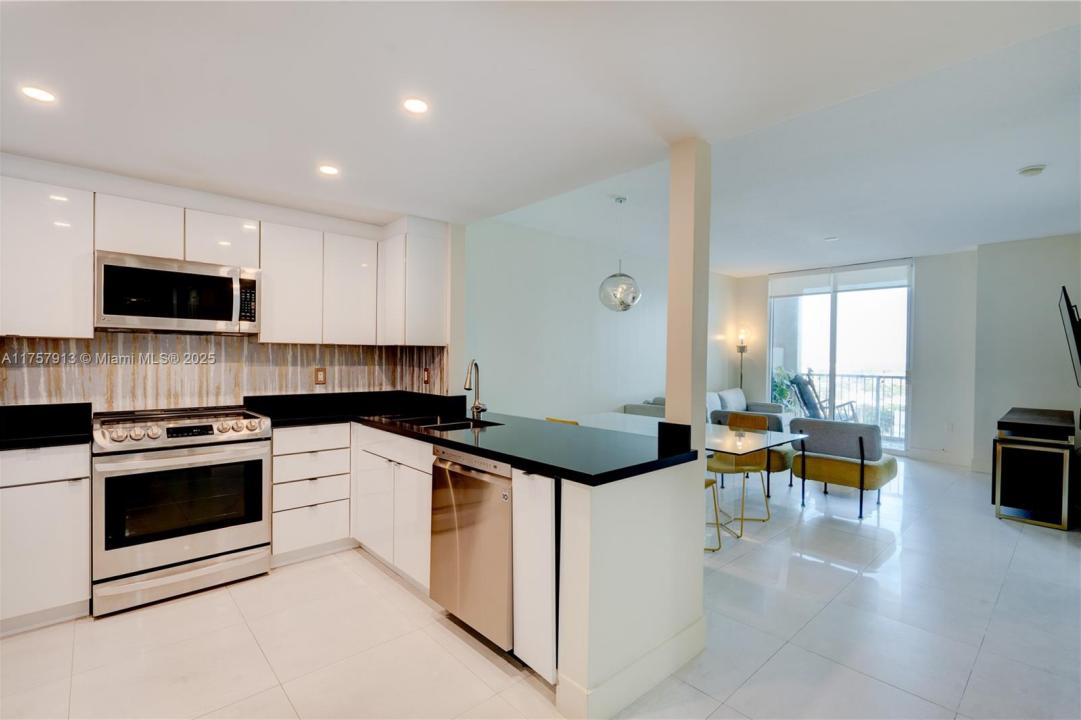 1250 S Miami Ave 1109, Miami, Florida 33130, USA