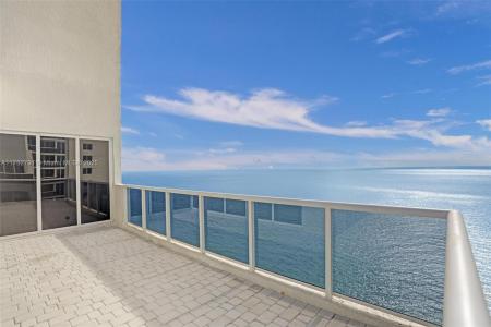 19111 Collins Ave PH4, Sunny Isles Beach, Florida 33160, USA