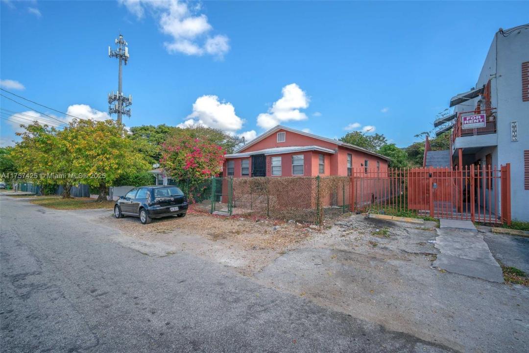 2025 NW 6th Pl, Miami, 佛羅里達州 33127, 美國