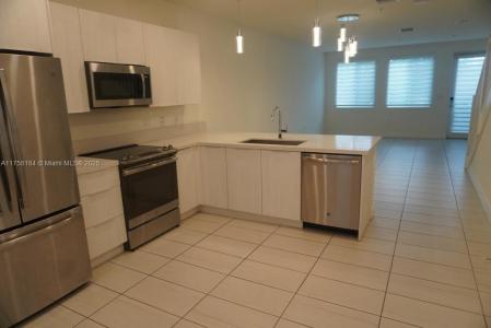 10222 NW 64th way 103, Doral, Florida 33178, USA