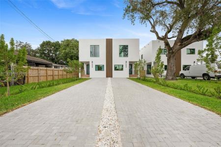 1896 NW 26th St, Miami, Florida 33142, USA