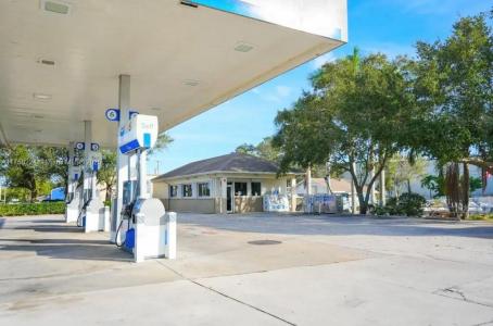 755 4th St, Vero Beach, Florida 32962, USA