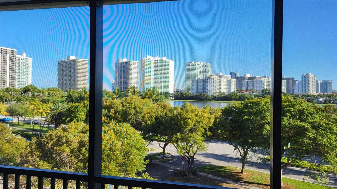 3475 N Country Club Dr 610, Aventura, Floride 33180, États-Unis