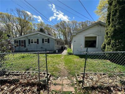 8 Buona Vista Avenue, Johnston, RI 02919, USA