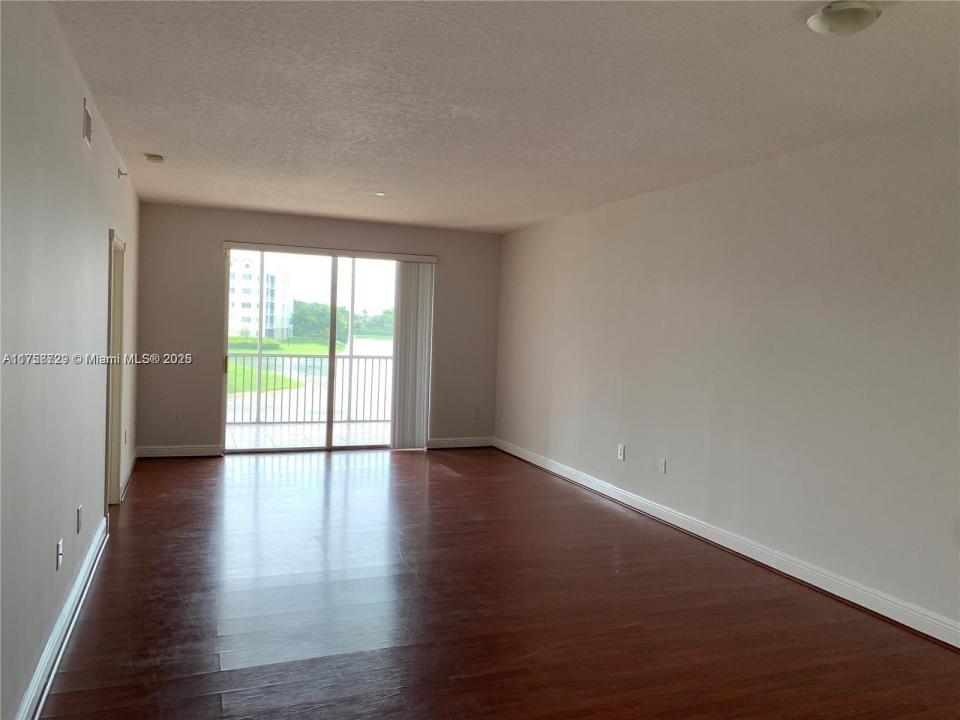 10730 NW 66th St 203, Doral, 佛罗里达州 33178, 美国