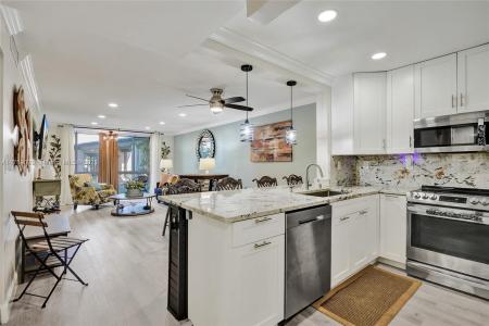 2800 Somerset Dr 112J, Lauderdale Lakes, Florida 33311, USA