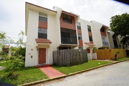 1754 NW 55th Ave 101, Lauderhill, Florida 33313, USA