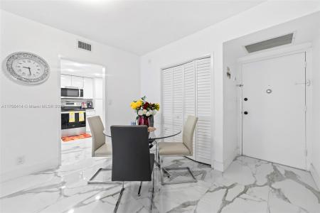 3725 S Ocean Dr 716, Hollywood, Florida 33019, USA