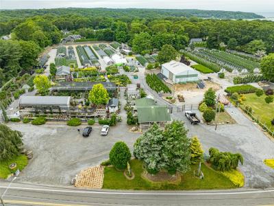 185-191 Country Road N, Brookhaven, Nowy Jork 11766, USA