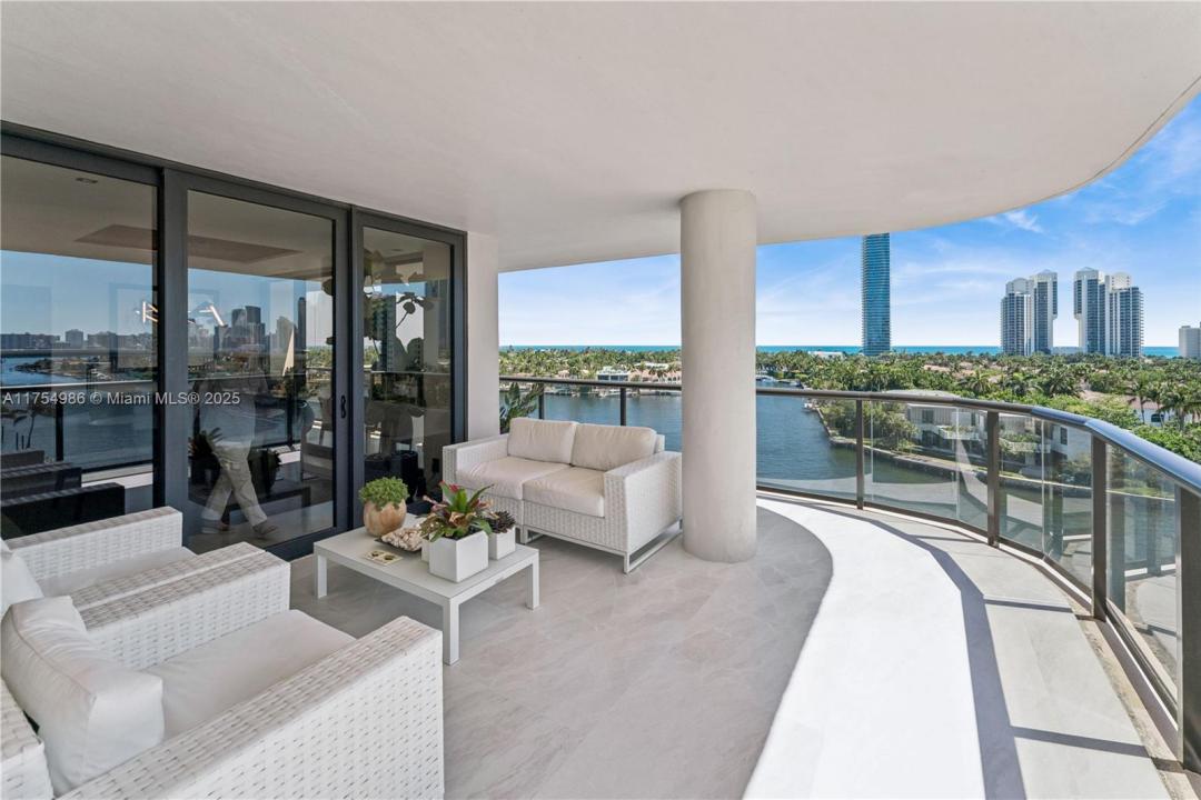 19667 Turnberry Way 8K, Aventura, 佛罗里达州 33180, 美国