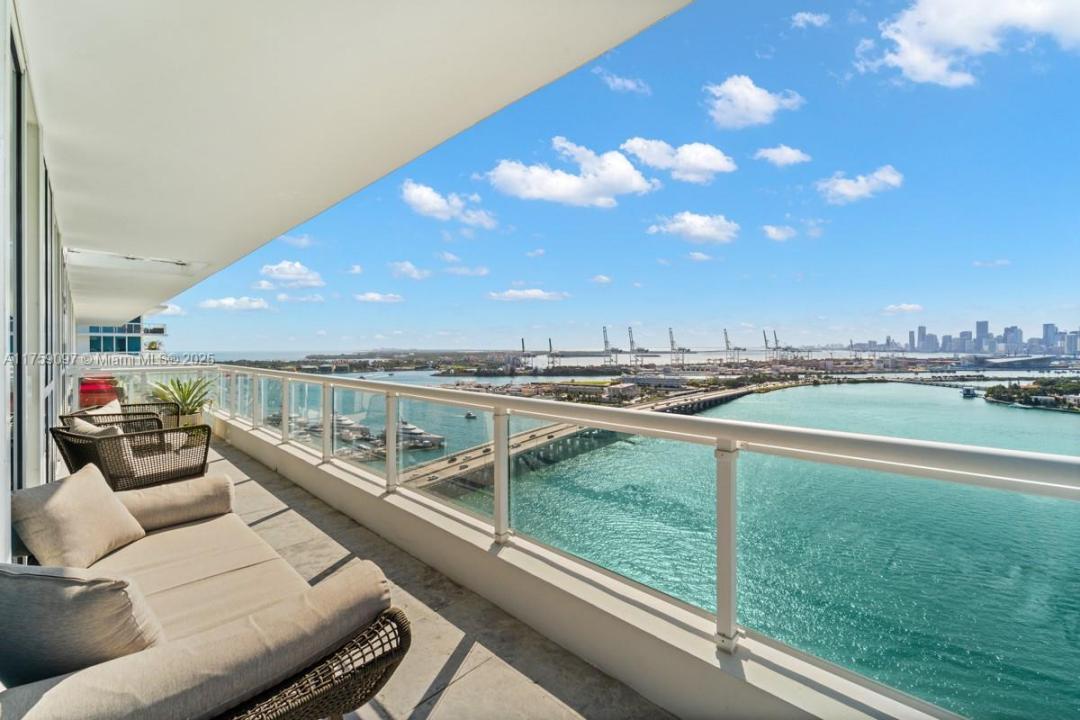 540 West Ave 2314, Miami Beach, Флорида 33139, Соединенные Штаты