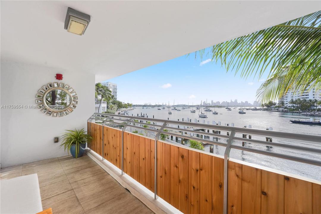1491 Lincoln Ter 201, Miami Beach, Flórida 33139, Estados Unidos