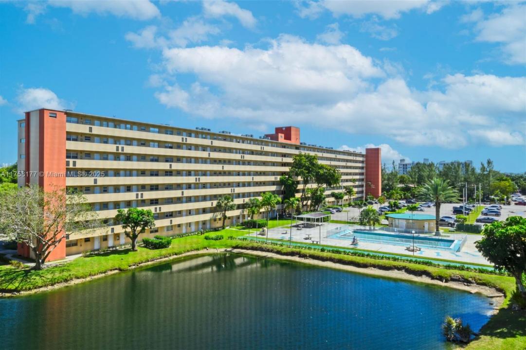 1770 NE 191st St 508-1, Miami, Florida 33179