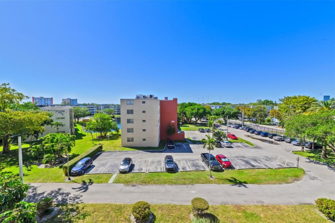1770 NE 191st St 508-1, Miami, Florida 33179