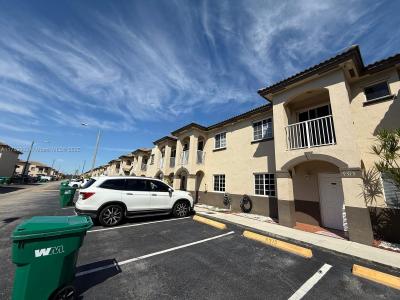 9315 NW 114th Ln 3, Hialeah Gardens, Flórida 33018, Estados Unidos