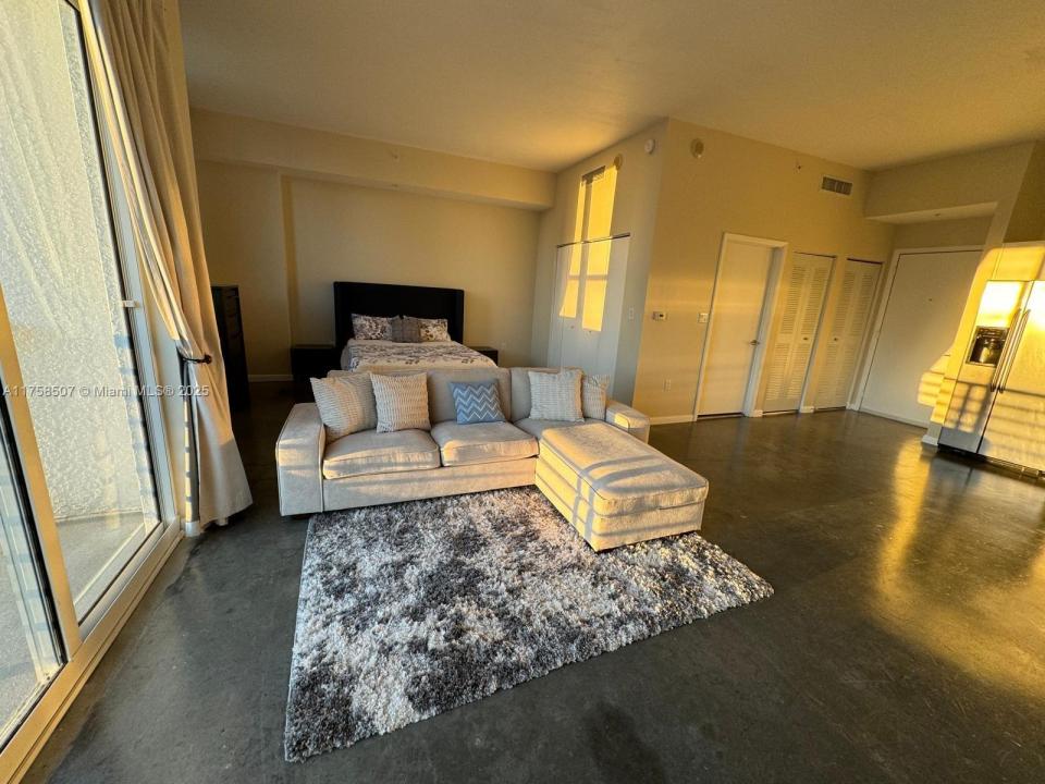 133 NE 2nd Ave 1417, Miami, Florida 33132