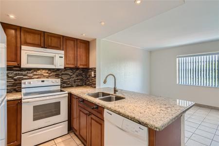 1855 Plunkett St 406, Hollywood, Florida 33020, USA