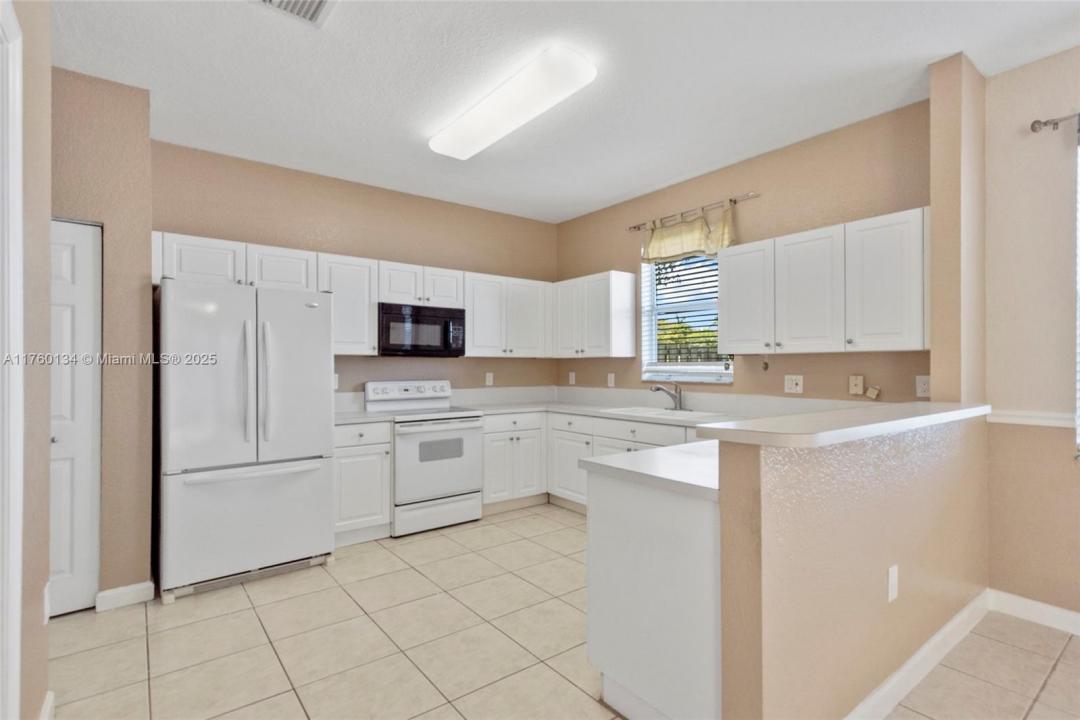 9236 SW 215th Ter, Cutler Bay, Floride 33189, États-Unis