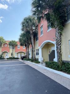 2620 Pierce St A2, Hollywood, Florida 33020, USA