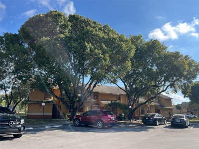 2501 NW 56th Ave 5-14, Lauderhill, Florida 33313, USA