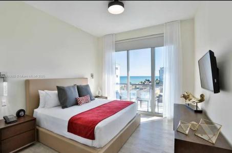 777 N Ocean Dr S319, Hollywood, Florida 33019, USA
