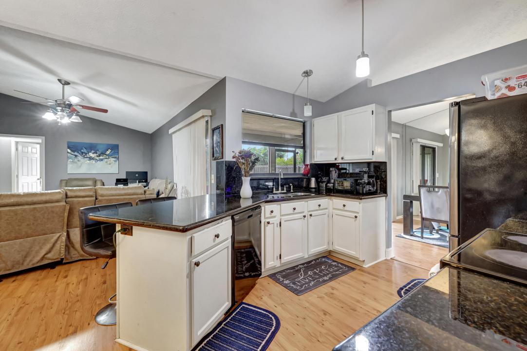 284 SW N Quick Circle, Port Saint Lucie, 佛罗里达州 34953, 美国