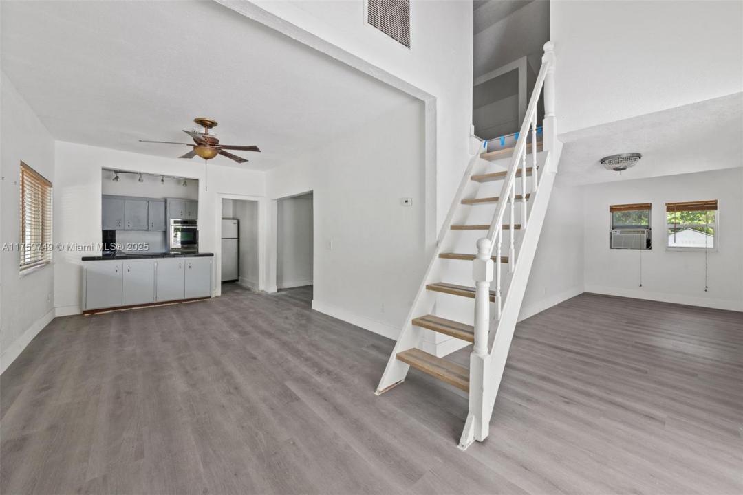 30 SW 5th St 1, Dania Beach, Florida 33004, Estados Unidos