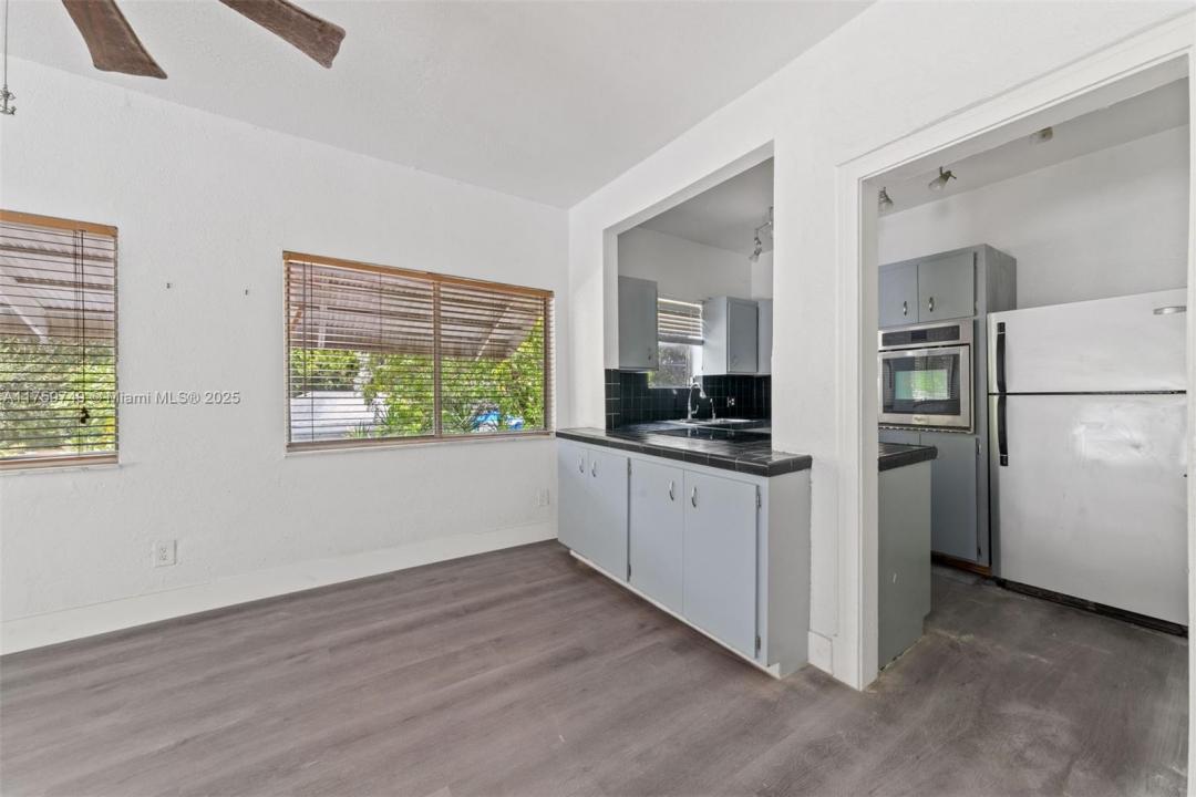 30 SW 5th St 1, Dania Beach, Florida 33004, Estados Unidos
