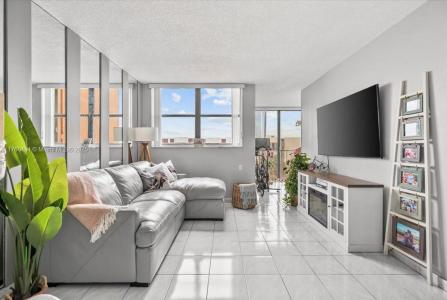 9440 W Flagler St 414, Miami, Florida 33174, USA