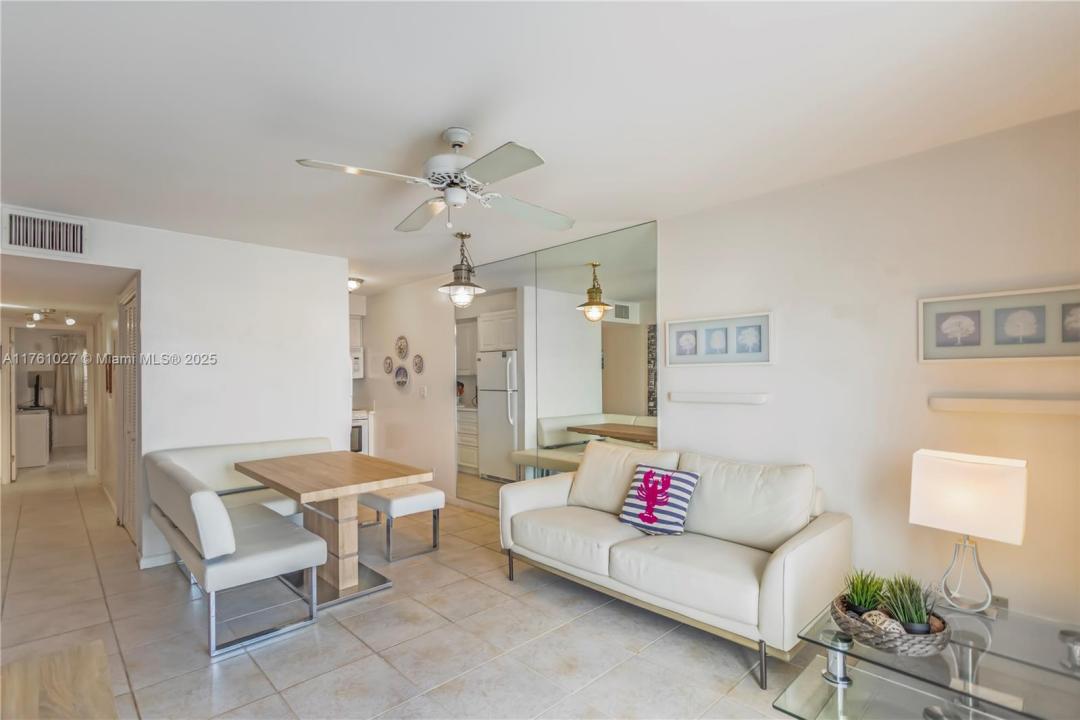 1435 SE 15th St 103, Fort Lauderdale, 佛羅里達州 33316, 美國