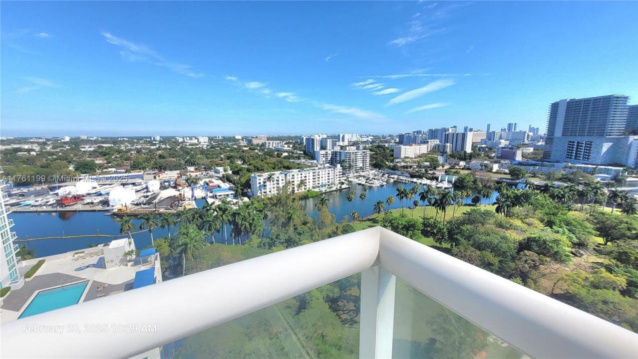 Miami, פלורידה 33125, ארצות הברית של אמריקה 