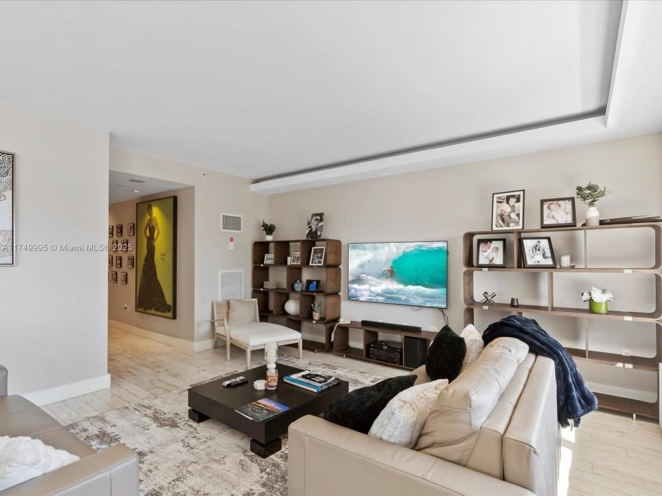 1435 Brickell Ave 3401, Miami, Florida 33131